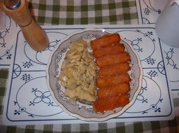 Kartoffelsalat und Fisch 002.JPG